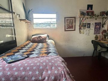 CASA 4 AMBIENTES EN VENTA EN DON BOSCO CON JARDIN