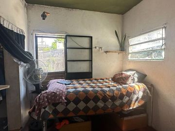 CASA 4 AMBIENTES EN VENTA EN DON BOSCO CON JARDIN