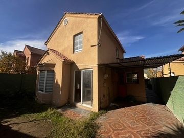 Casa en Venta en Villa La Fuente 1374