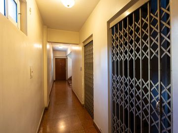 VENTA - DEPTO 2 AMB CON BALCON MUY LUMINOSO