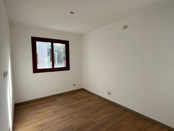 Duplex 3 Dormitorios en VENTA - Gonnet