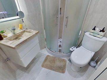 DEPARTAMENTO DIVISIBLE AMOBLADO VENTA RECICLADO