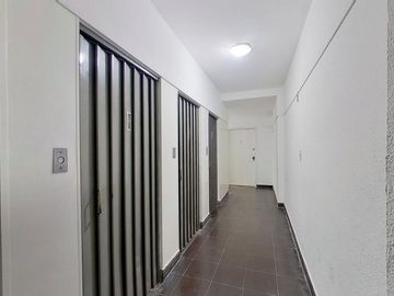 DEPARTAMENTO DIVISIBLE AMOBLADO VENTA RECICLADO