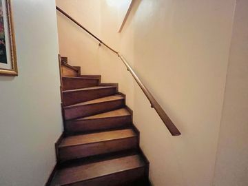 CASA CON PARQUE PILETA EN LOMAS DE SAN ISIDRO