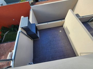 Venta PH Tríplex Frente A Estrenar Patio y Cochera