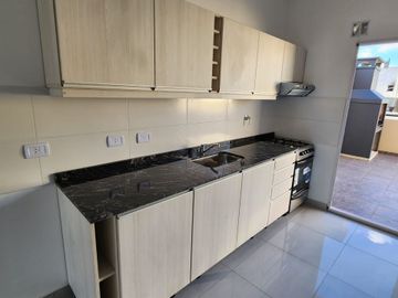 Venta PH 4 amb A Estrenar Patio Jardín Parrilla