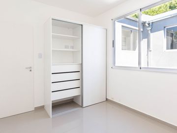 Venta PH 4 amb A Estrenar Patio Jardín Parrilla