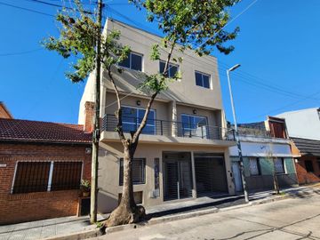 Venta PH 4 amb A Estrenar Patio Jardín Parrilla