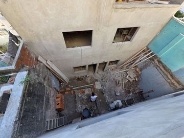 Venta PH 4 amb A Estrenar Patio Jardín Parrilla