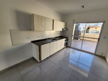 Venta PH 4 amb A Estrenar Patio Jardín Parrilla