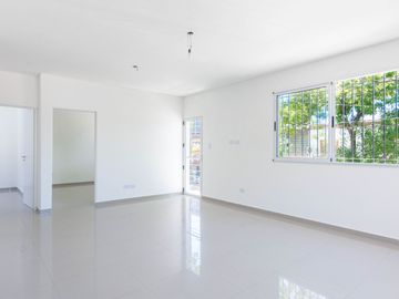 Venta PH 4 amb A Estrenar Patio Jardín Parrilla