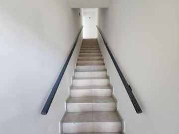 Venta PH 4 amb A Estrenar Patio Jardín Parrilla