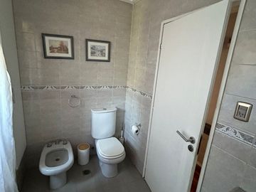 CASA 5 AMBIENTES EN VENTA EN TRISTAN SUAREZ