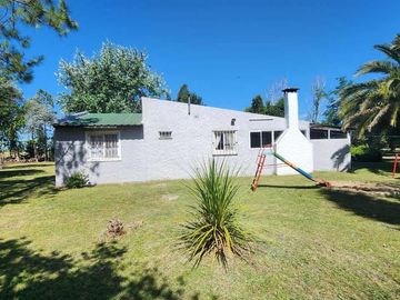 Casa 3 amb venta Barrio Los Ombúes Fcio Varela