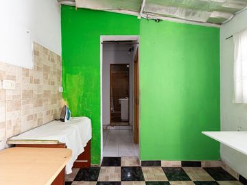Venta PH 2 ambientes en Villa Libertad. Permuta