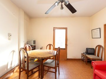 Venta PH 4 ambientes en Villa Libertad. Permuta