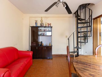 Venta PH 4 ambientes en Villa Libertad. Permuta