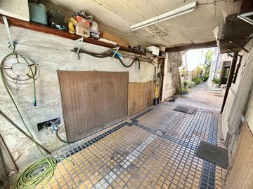 Venta/Permuta Casa 5 amb a refac Caseros Centro