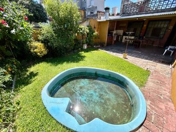 Venta/Permuta Casa 5 amb a refac Caseros Centro