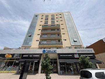 Venta monoambiente en Ituzaingó Norte con cochera
