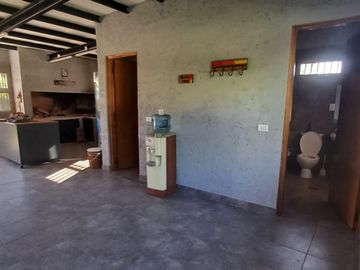 VENTA EXCELENTE CASA QUINTA EN BARRANCAS MAIPU