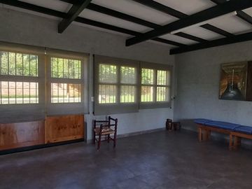 VENTA EXCELENTE CASA QUINTA EN BARRANCAS MAIPU