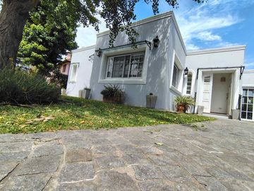 Casa en Country Las Lajas, General Rodríguez