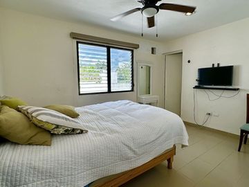 HERMOSA CASA EN VENTA EN MONTEBELLO