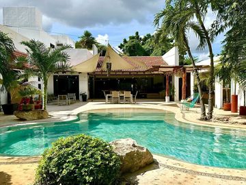 HERMOSA CASA EN VENTA EN MONTEBELLO