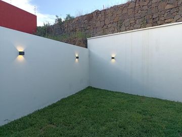 Casa en venta en Monte Magno: 4 habitaciones y jardín con mas de 50 m2