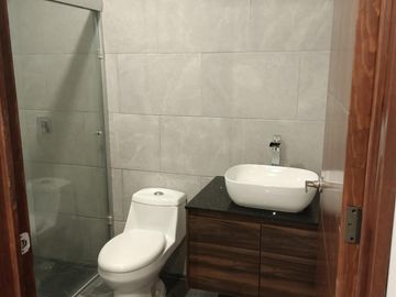 Casa en venta en Monte Magno: 4 habitaciones y jardín con mas de 50 m2