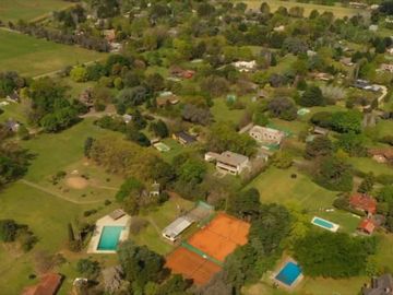 Venta Casa 4 Dormitorios en Suite en Chacra de Murray con Pileta