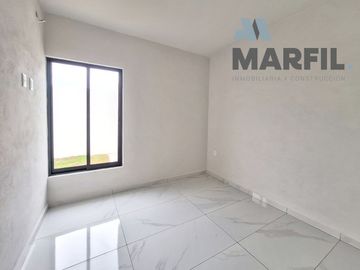 Venta de Casa de 2 Recámaras, 2 Plantas en Montellano2, Villa de Álvarez Colima