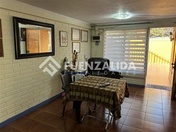 Casa en Venta en Av. Alto Jahuel / Punmavida
