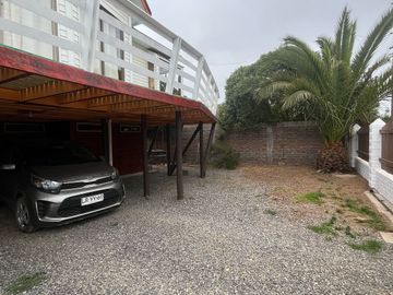 CASA EN EL QUISCO NORTE 5D/2B Y 5 ESTACIONAMIENTOS
