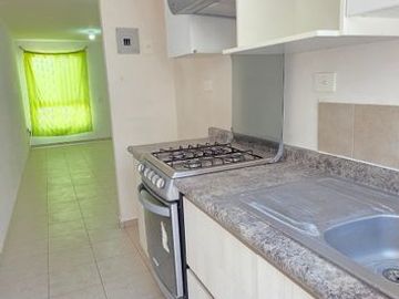 CASA EN VENTA DE UN PISO en Los Encinos, El Marques, Querétaro, cp. 76243