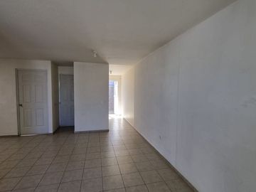 CASA EN VENTA DE UN PISO, En Fracc. Los Encinos, El Marques, Querétaro, cp. 76243