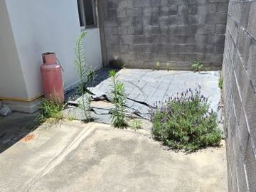 CASA EN VENTA DE UN PISO en Los Encinos, El Marques, Querétaro, cp. 76243