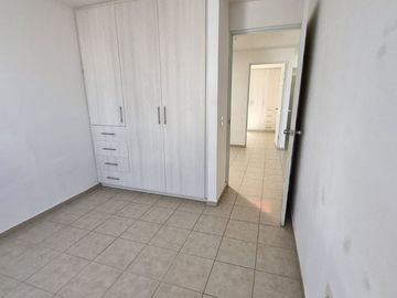 CASA EN VENTA DE UN PISO, En Fracc. Los Encinos, El Marques, Querétaro, cp. 76243