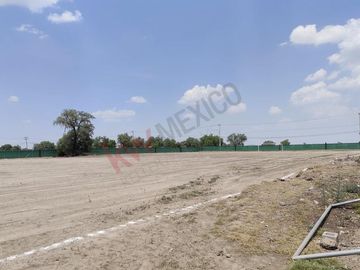 Quinta en venta remodelada para recibir a más de 80 personas, ideal para descanso, retiro o inversión