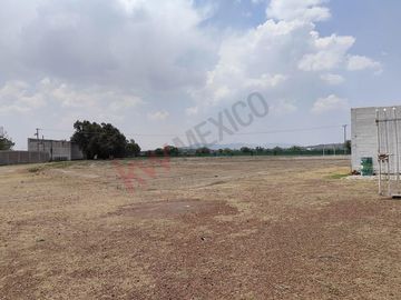 Quinta en venta remodelada para recibir a más de 80 personas, ideal para descanso, retiro o inversión