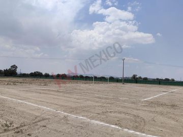 Quinta en venta remodelada para recibir a más de 80 personas, ideal para descanso, retiro o inversión