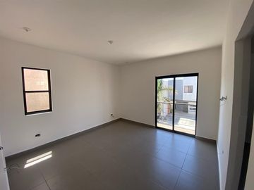 CASA VENTA EN PRIVADA EN APODACA