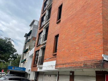 Se vende Edificio en el Caney