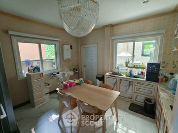 5-BR House close to Laem Chabang