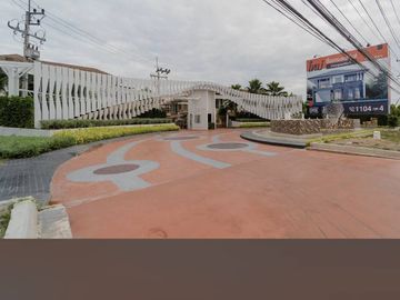 5-BR House close to Laem Chabang
