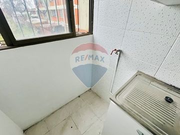 OPORTUNIDAD / DP 2 DORMITORIOS / METRO SANTA JULIA