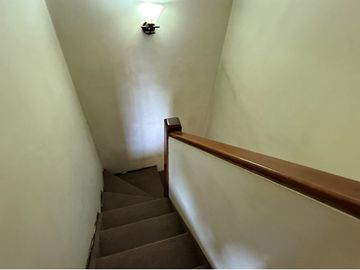 OPORTUNIDAD! Hermosa Casa 5D 3B PATIO PISCINA