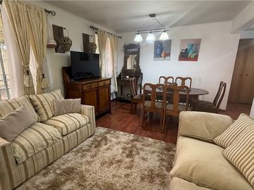 OPORTUNIDAD! Hermosa Casa 5D 3B PATIO PISCINA