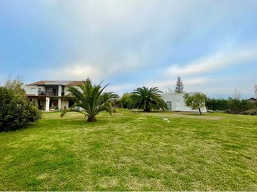 Paraíso familiar en Talagante: Parcela de 5.924 m²